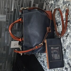 Dooney & Bourke Brenna Purse in midnight blue